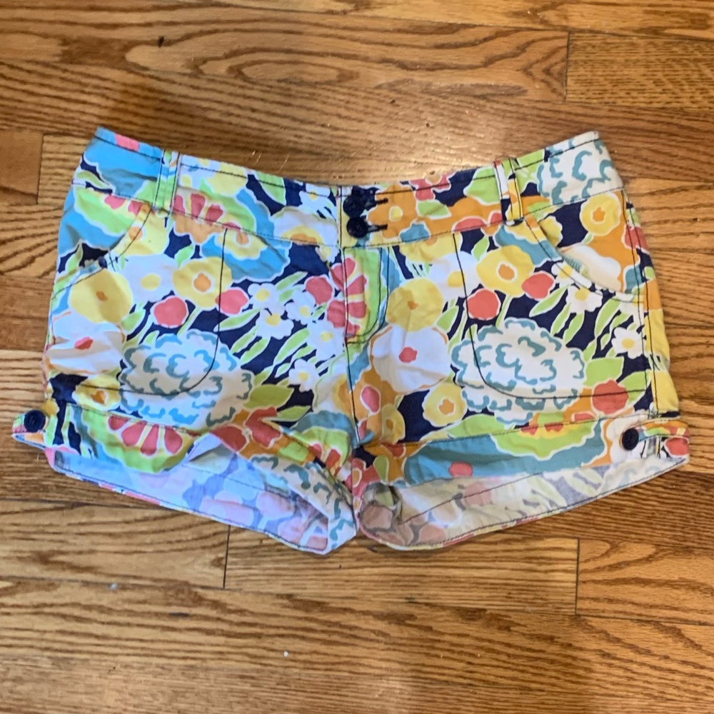 Flower shorts